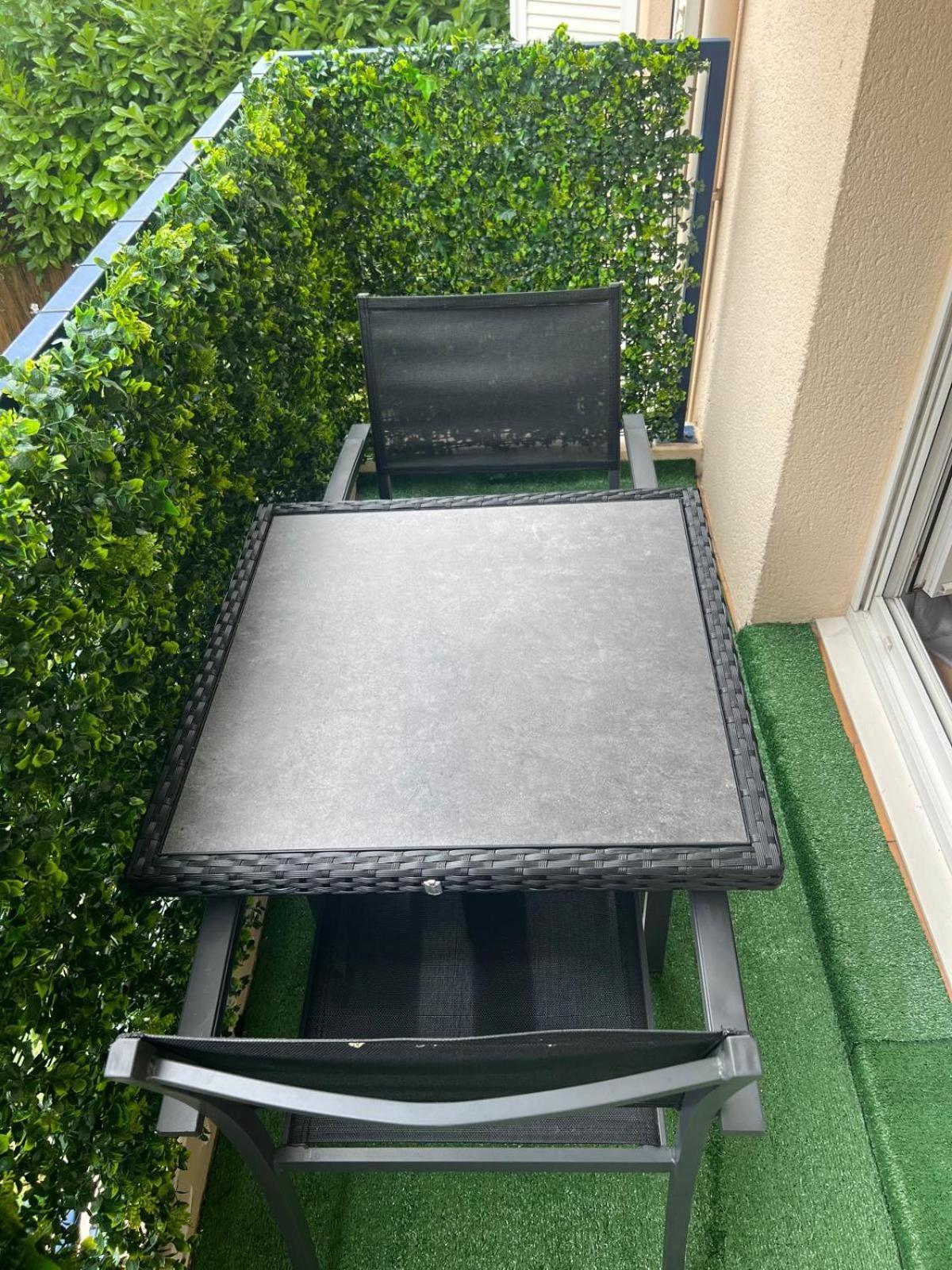 Champion Suites 萨尔塞勒 外观 照片